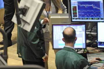 Κέρδη στην Ευρώπη, αρνητικό το πρόσημο στη Γουόλ Στριτ