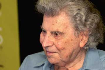 Ντοκιμαντέρ για τον Μίκη Θεοδωράκη ετοίμασε ομογενής από την Αυστραλία