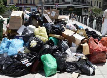 Επιχείρηση-καθαριότητα από τα ξημερώματα στο πολεοδομικό συγκρότημα Θεσσαλονίκης