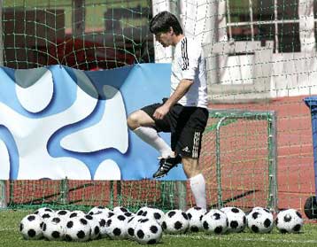 Μια αγωνιστική σε Λεβ και Χικερσμπέργκερ