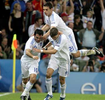 Πώς να πετύχεις εάν δεν είναι όλη η Ελλάδα μαζί σου, αναρωτιέται ο Κατσουράνης