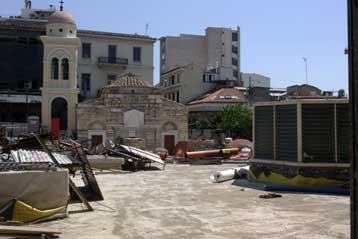 Το φθινόπωρο η παράδοση της πλατείας Μοναστηρακίου