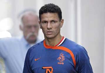 Μένει ο Μπουλαρούζ παρά το δράμα του