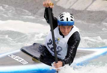 Στα ημιτελικά Τσακμάκης και Φερεκίδη