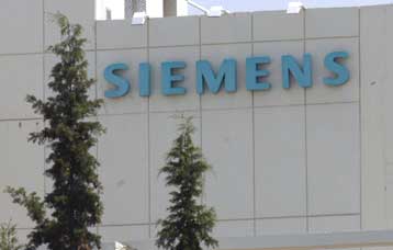 Αναταράξεις στο πολιτικό σκηνικό προκαλεί η υπόθεση Siemens