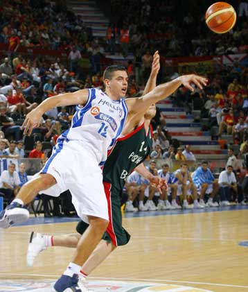 Πρώτος στόχος το Πεκίνο, τονίζει ο Τσαρτσαρής