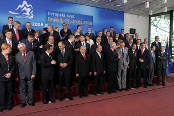 Η «καυτή πατάτα» της ακρίβειας επέστρεψε στην κυβέρνηση, λέει η Αντιπολίτευση