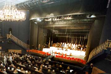 Στο Δραματικό Θέατρο Βελιγραδίου το «Γάλα» του Β.Κατσικονούρη