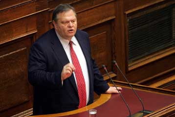 Εσωτερική εξεταστική επιτροπή στο ΠΑΣΟΚ ζητά ο Ευάγγελος Βενιζέλος