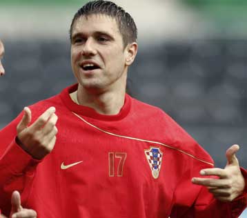 Ο Κλάσνιτς καθυστερεί τον Εθκέρο, σφήνα της Αλμερία για Σολάρι