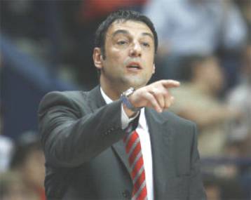 Παρουσιάζεται στα ΜΜΕ ο Τριφούνοβιτς