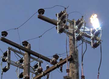 Το «θερινό έλλειμμα» ηλεκτρικής ενέργειας επί τάπητος στο ΔΣ της ΔΕΗ