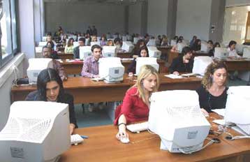 Εννέα στους 10 Έλληνες δηλώνουν ότι θα άλλαζαν τόπο κατοικίας για επαγγελματικούς λόγους