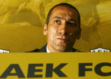 Το νέο συμβόλαιό του υπογράφει ο Γκέντσογλου στην ΑΕΚ