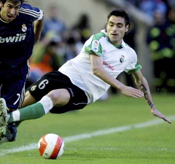 Ντούσερ, Γκονζάλεθ, Ντούντα και «όργιο» μεταγραφολογίας στον Ολυμπιακό