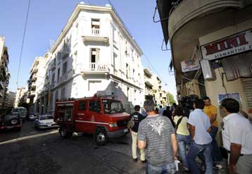 Δύο νεκροί από πυρκαγιά σε ξενοδοχείο της Αθήνας