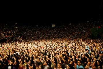 Επιστρέφουν οι καλλιτέχνες στο Λυκαβηττό μετά την αποσφράγιση του θεάτρου