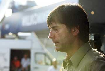 Μένει ως το 2010 ο Λεβ στην εθνική Γερμανίας