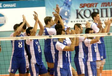 Με τέσσερα νέα πρόσωπα η αποστολή της εθνικής ανδρών στο Μάντσεστερ