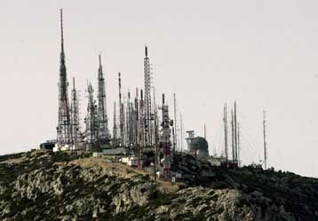 Εθνικό Παρατηρητήριο Ηλεκτρομαγνητικών Πεδίων δημιουργεί ο Κ.Χατζηδάκης