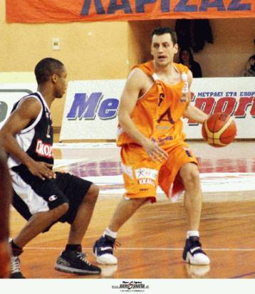 Ραντεβού με Κουμπούρα έκλεισε για την Πέμπτη το Μαρούσι