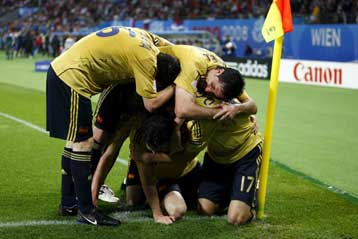 Ο «ταύρος» πήρε στο κυνήγι την… αρκούδα και πήγε τελικό