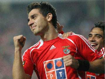 Κόβονται οι πτήσεις Λισαβόνα-Αθήνα… φεύγει ο Κατσουράνης από τη Μπενφίκα