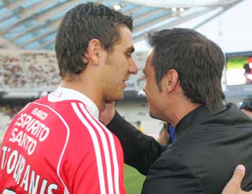 O Ρουί Κόστα βάζει εμπόδια στην επιστροφή του… Κώστα