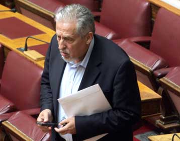 Εκτός κομμάτων οι εμπλεκόμενοι στην υπόθεση Siemens ξεκαθαρίζουν Ραγκούσης-Μανώλης