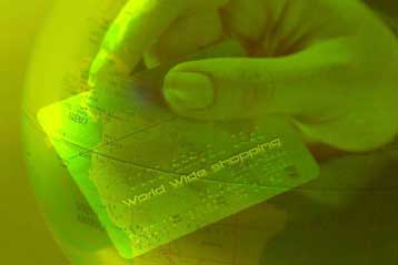 Όλα όσα πρέπει να προσέχουν οι κάτοχοι πιστωτικών καρτών και καρτών ανάληψης