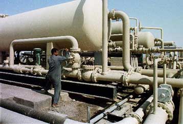 Το Ιράκ ανοίγει σε ξένες επενδύσεις κοιτάσματα πετρελαίου και φυσικού αερίου