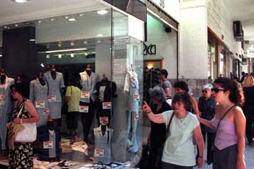 Αυξημένος κατά 6,6% ο κύκλος εργασιών στο λιανικό εμπόριο τον Απρίλη 2008