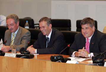 Συνάντηση του Ιωαννίδη με την ομάδα μπάσκετ ΑΧΕΠΑ