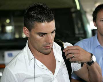 Στην Αθήνα ο Οσκαρ για υπογραφές με Ολυμπιακό