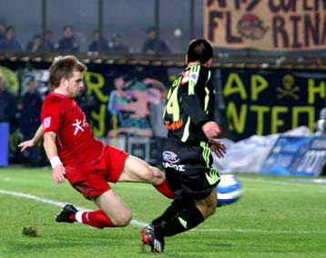 Στράβωσε του Ισπανού, ανακοίνωσε Σαρακατσάνο