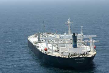 Εχθρική ενέργεια θα θεωρήσουν οι ΗΠΑ τον αποκλεισμό των Στενών του Ορμούζ από το Ιράν