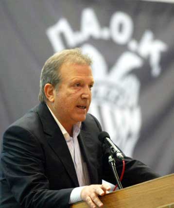 Ξανά στο προσκήνιο ο Βεζυρτζής για τη σωτηρία του ΠΑΟΚ