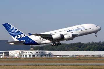 Υπό κράτηση πρώην πρόεδρος της Airbus για εσωτερική πληροφόρηση