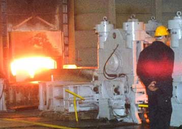 Η επέκταση της μεταποιητικής δραστηριότητας συνεχίσθηκε τον Ιούνιο