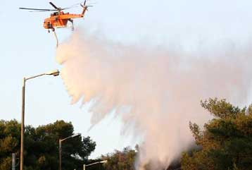 Πυρκαγιές σε Ανω Γλυφάδα και Σάμο