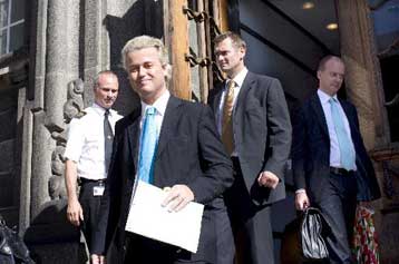 Διώξη και στην Ιορδανία κατά του Ολλανδού σκηνοθέτη για την ταινία κατά του Ισλάμ