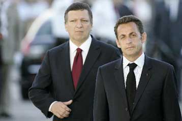 Ανεπιθύμητος ο Σαρκοζί στους Ολυμπιακούς Αγώνες, γράφουν τα ΜΜΕ της Κίνας