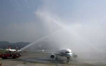 Επαναλαμβάνονται οι τακτικές πτήσεις από την Κίνα στην Ταϊβάν