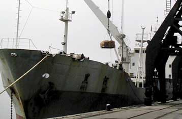 Καθυστερήσεις στην αποστολή καυσίμων από τη διεθνή κοινότητα καταγγέλλει η Β.Κορέα