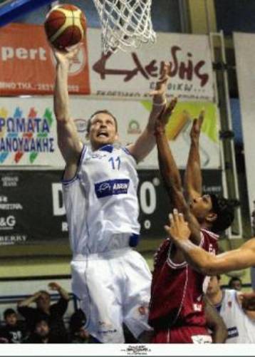 Επιστροφή στην Κυψέλη για τον Νάτζφεϊ