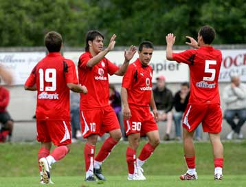 Ξεμούδιασμα με φιλική… εξάρα για τον Ολυμπιακό