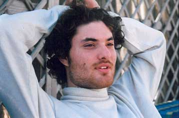 Με ληστεία συνδέει η αστυνομία την άγρια δολοφονία των δύο φοιτητών στο Λονδίνο