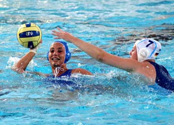 Με το δεξί και οι Γυναίκες στη Μάλαγα, διέσυραν τις Γαλλίδες