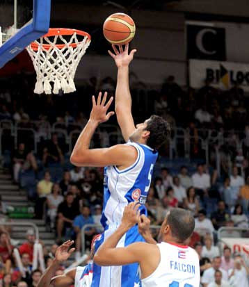 «Καλύτεροι μέρα με τη μέρα» δήλωσε ο Γιαννάκης για την Εθνική