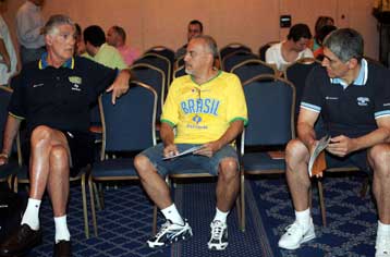 Πρόσκληση Γιαννάκη για όμορφο θέαμα στο «Ακρόπολις»